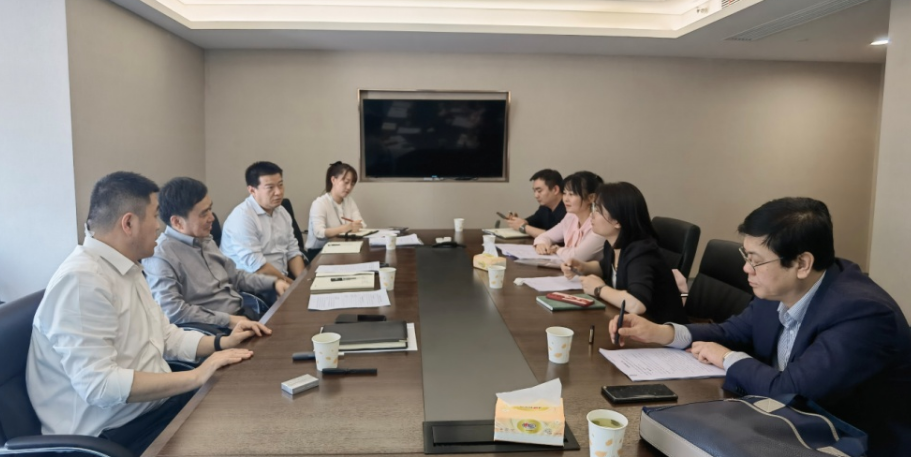 公司與經(jīng)開區(qū)管委會財政局、經(jīng)開渭發(fā)集團座談